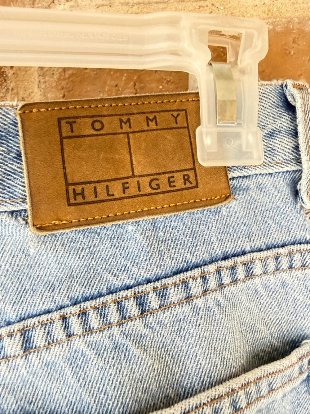 Vintage Tommy Hilfiger Light Wash Straight-Leg Men's Jeans